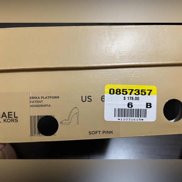 Michael Kors high heels - Picture 3 of 3